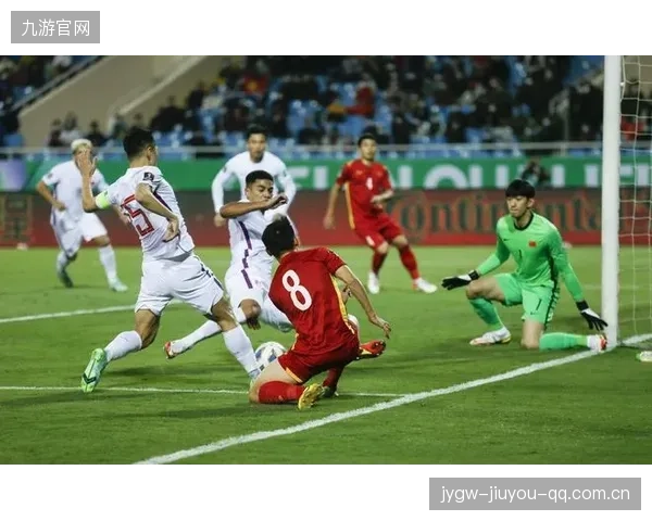 中国足球新生力量：2-1绝杀巴西豪门！董路的“哭笑话”背后，这场比赛改变了什么